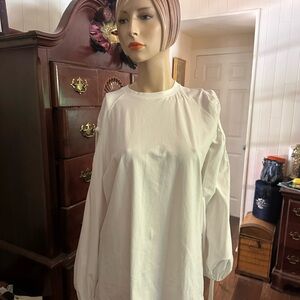 Burberry Elegant Cream Blouse